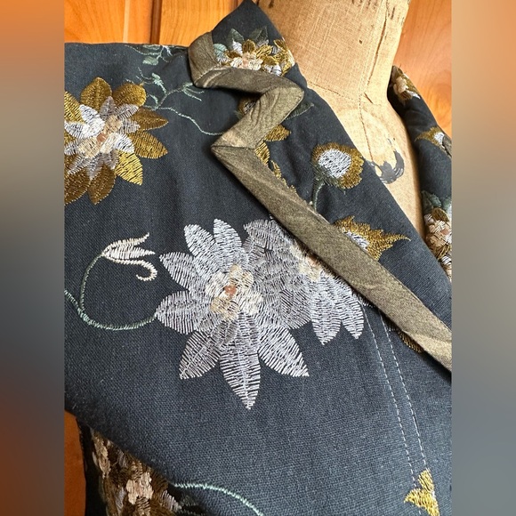 Neesh by DAR Anthropologie tapestry frock coat medium cotton linen embroidered - Picture 5 of 9